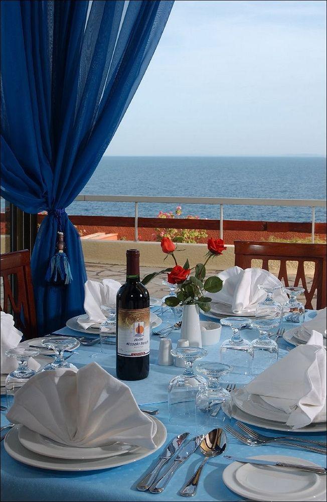 Hotel Nissaki Beach Nisaki  Restaurante foto