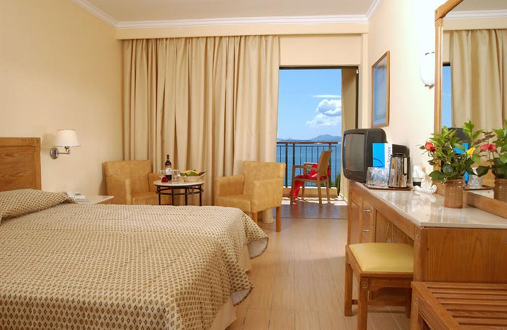 Hotel Nissaki Beach Nisaki  Quarto foto